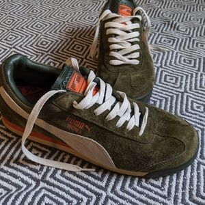 Puma Sneakers